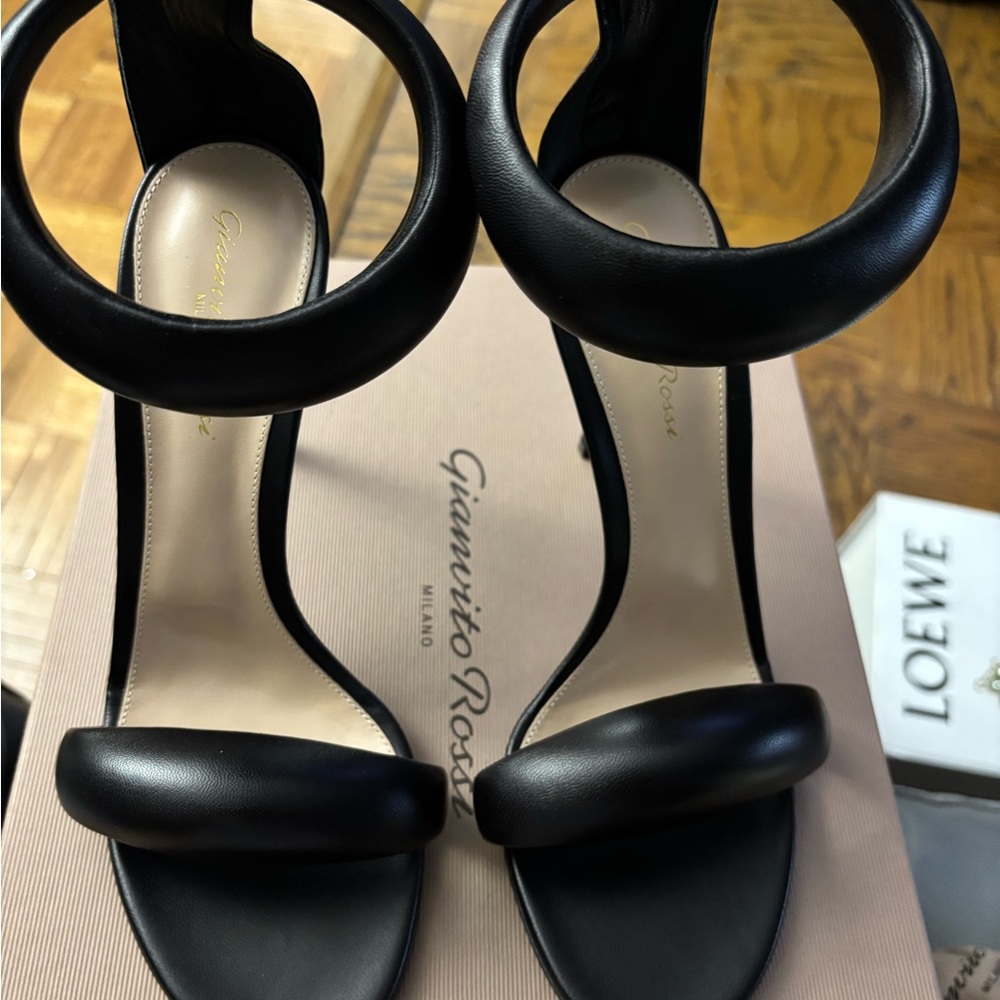 New Gianvito Rossi Womens  39.5 BIJOUX 105 Black Leather Sandals $995